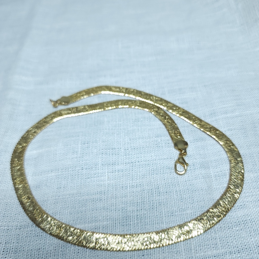 Vintage Herringbone Necklace Flower Etched Engraved Gold Tone 18"